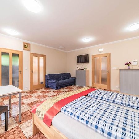 Apartman Blizko Centra Prahy Prague Ngoại thất bức ảnh